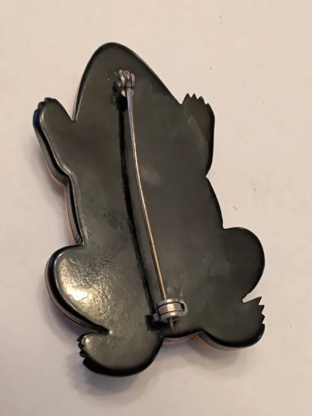 Bakalite Frog Brooch